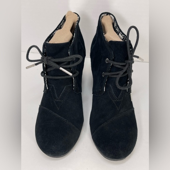 Tom’s Women’s Desert Wedge Suede Ankle Boot Size 8 Black - Picture 3 of 10